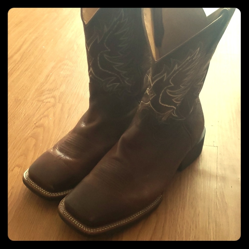 Square toe western boots